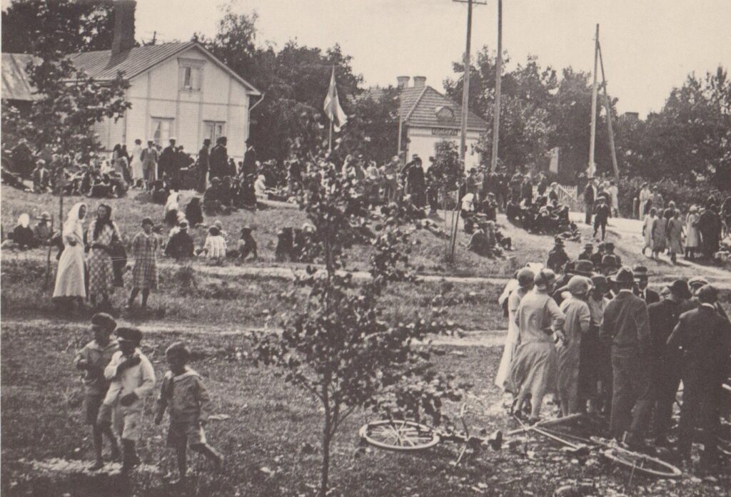 Mustavalkoinen kuvas Paimion 600-vuotisjuhlasta vuodelta 1926.