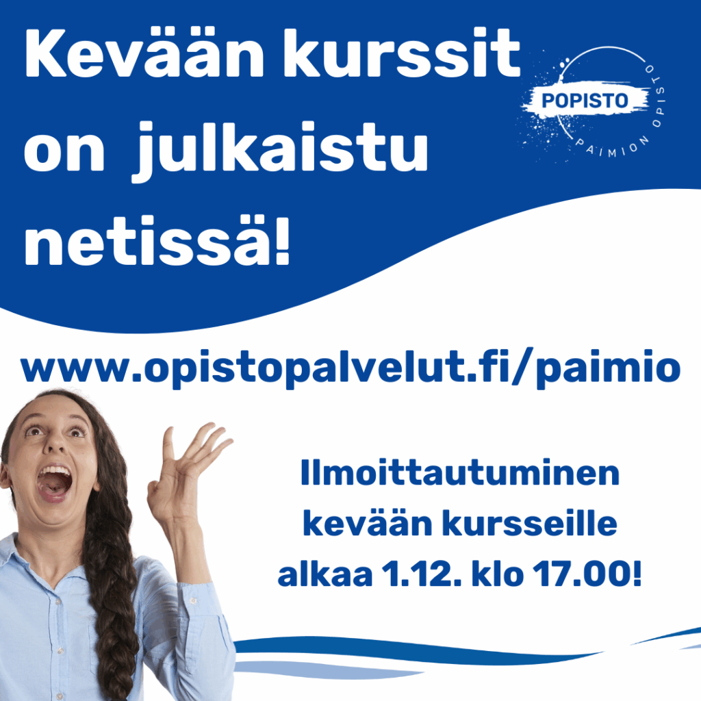 Ruskeahiuksinen nainen katsoo innoissaan valkoista tekstiä sinisellä pohjalla jossa lukee "Kevään kurssit on julkaistu netissä!"