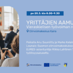 vaaleansininen banneri, jossa vasemmassa kulmassa kuva puhujasta ja yleisöstä valoisassa tilassa. Oikeassa reunassa tapahtuman tiedot.