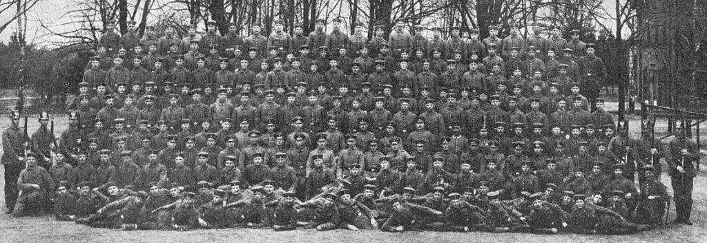 Jääkäripataljoonan komppanian yhteiskuva
